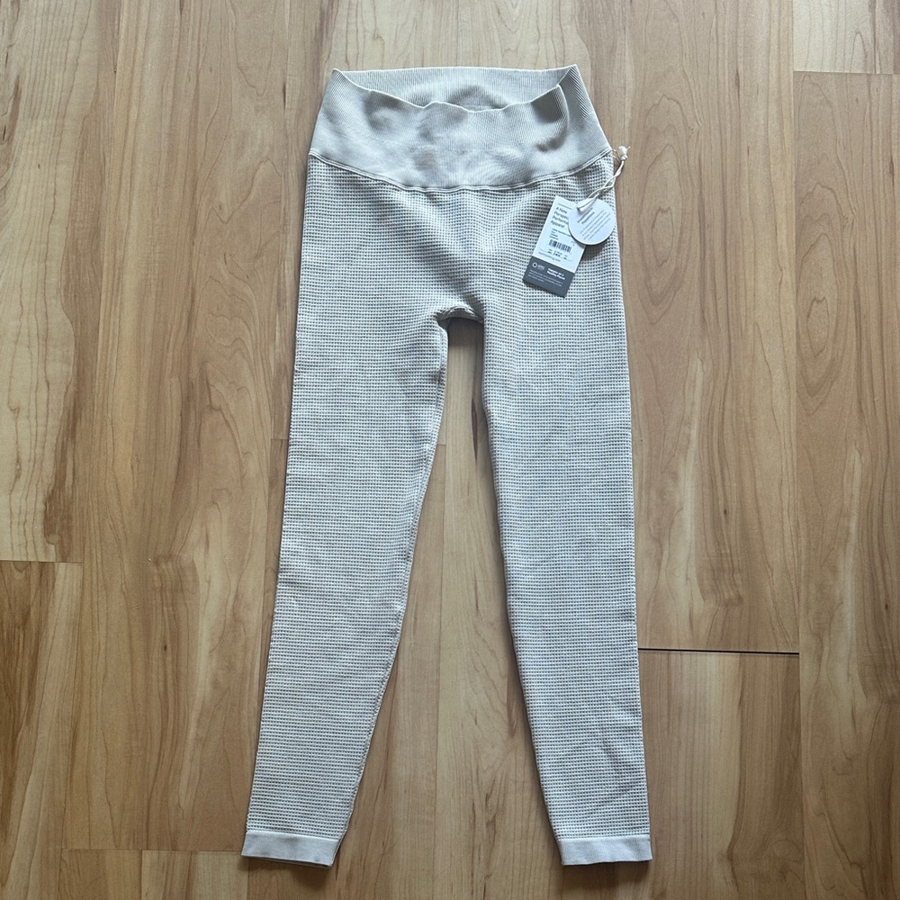 Vuori knit leggings